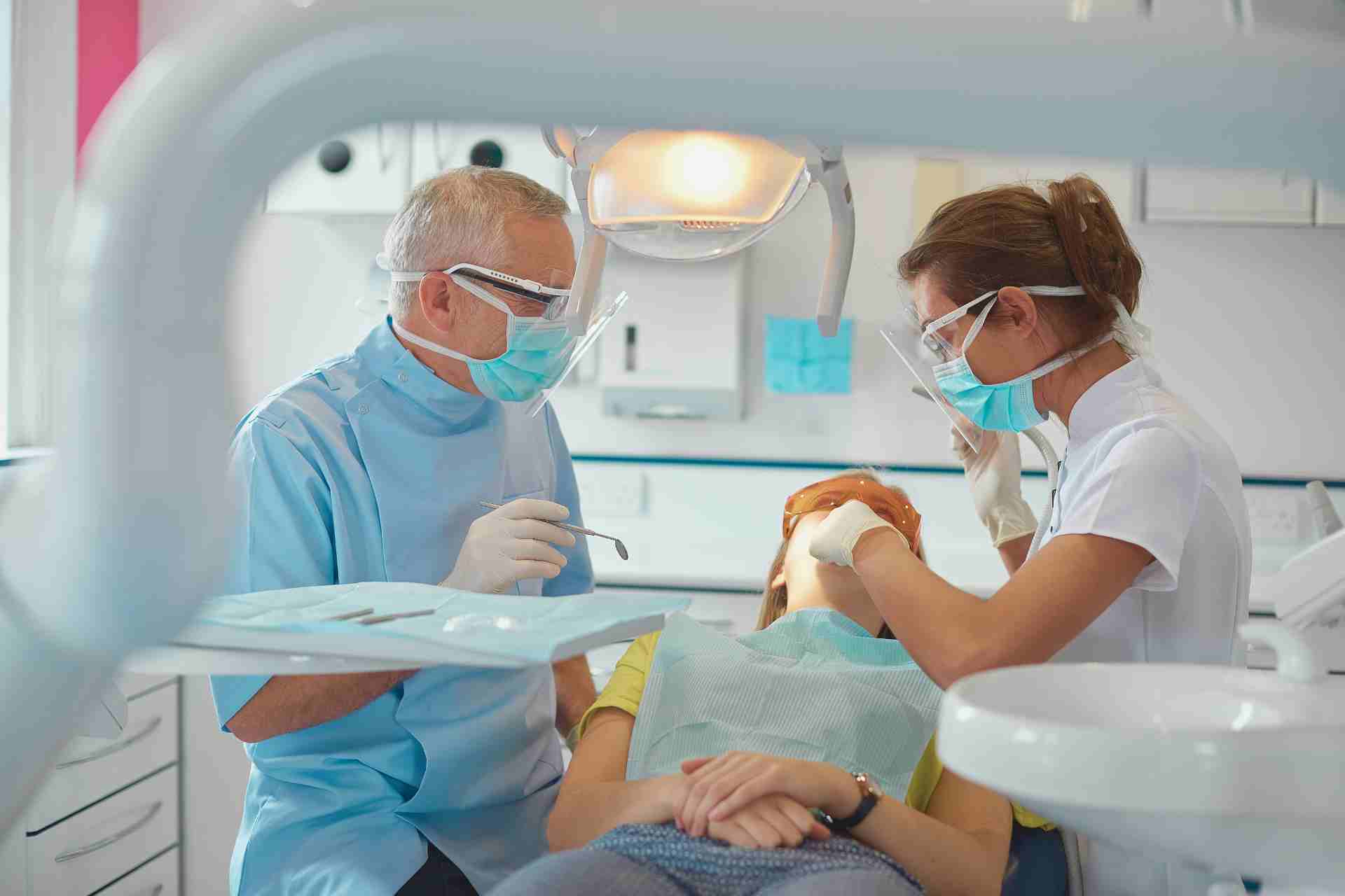 Dentist in Hutchins, TX